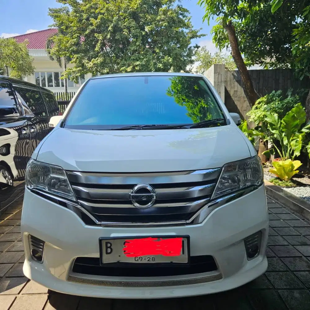 DIJUAL MOBIL NISSAN SERENA TYPE HWS MATIC TAHUN 2013 MULUS DAN TERAWAT