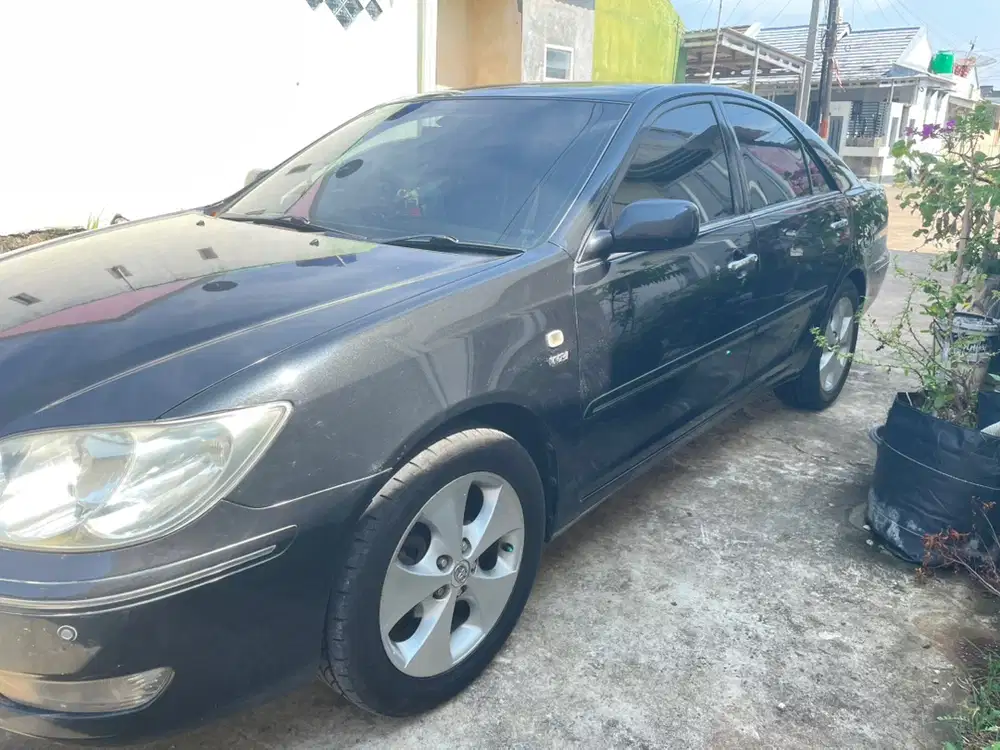 Toyota Camry 2004 AT