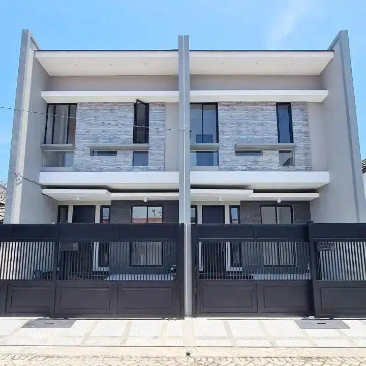 New 2lt di Klampis Manyar