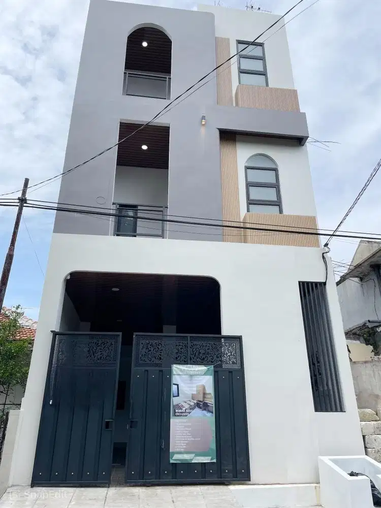 Kost Aktif 3lt di Raya Manyar