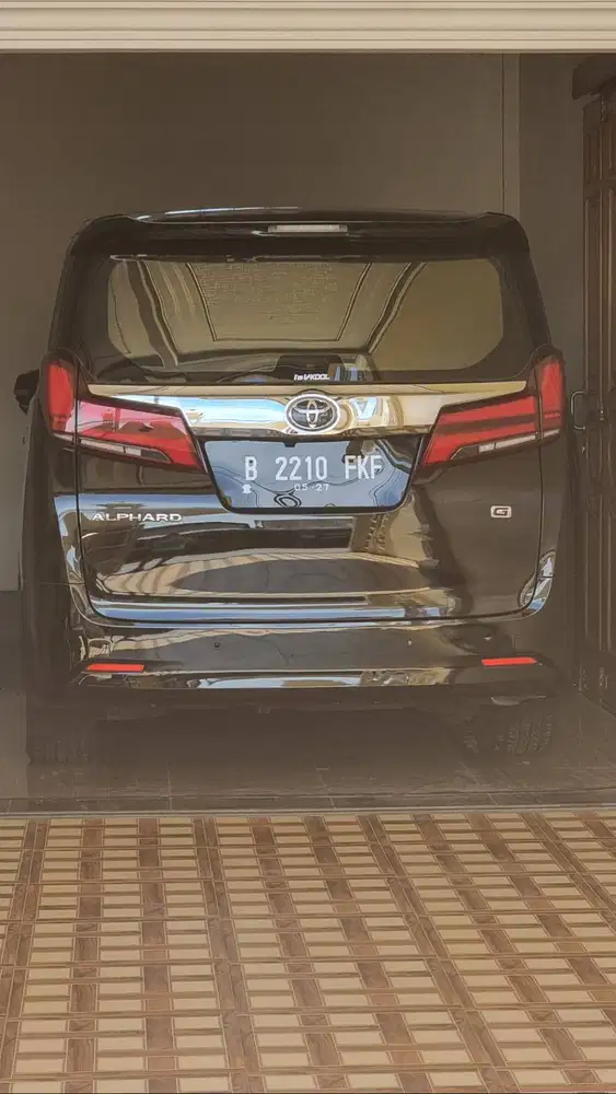 ALPHARD 2.5G A/T TAHUN 2022