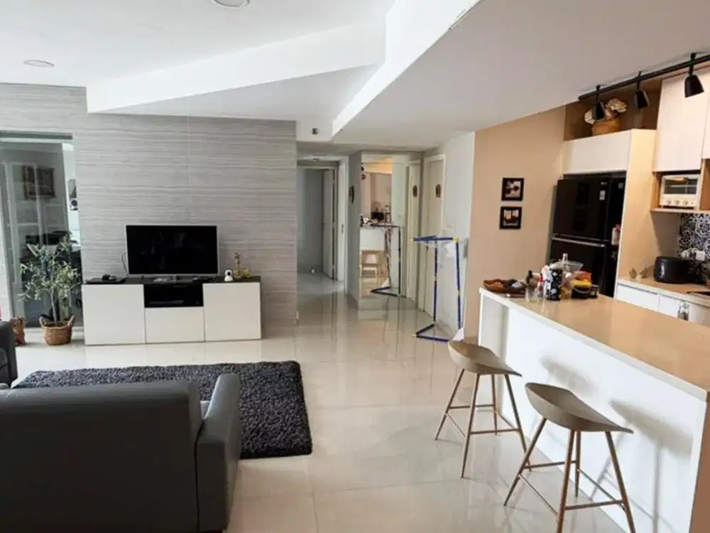 Dijual 3milyar Fully Furnished, 3 Bedroom Luas 146m2, Taman Anggrek Condominium