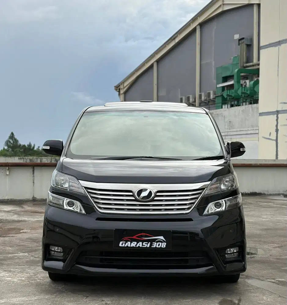 Toyota Vellfire 2.4 AT