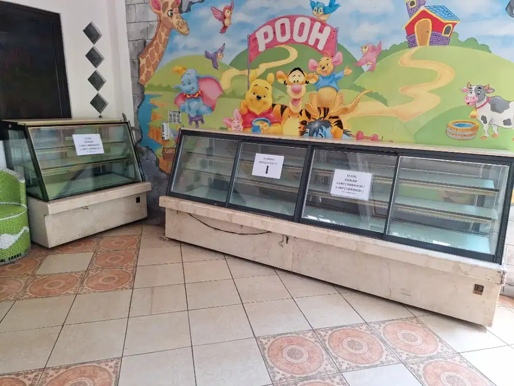 Di jual estalase marmer Roti dan Kue