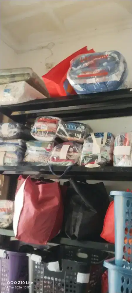 DIBUTUHKAN CEPAT KARYAWAN LAUNDRY WANITA