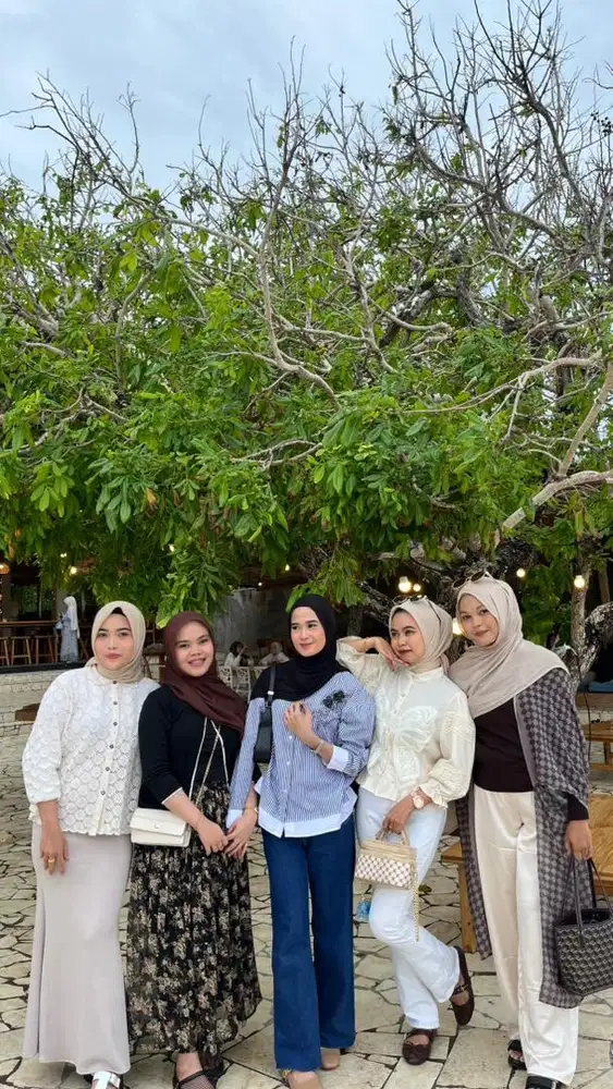 Lanjut DM Aja Yahh Guysss!!!