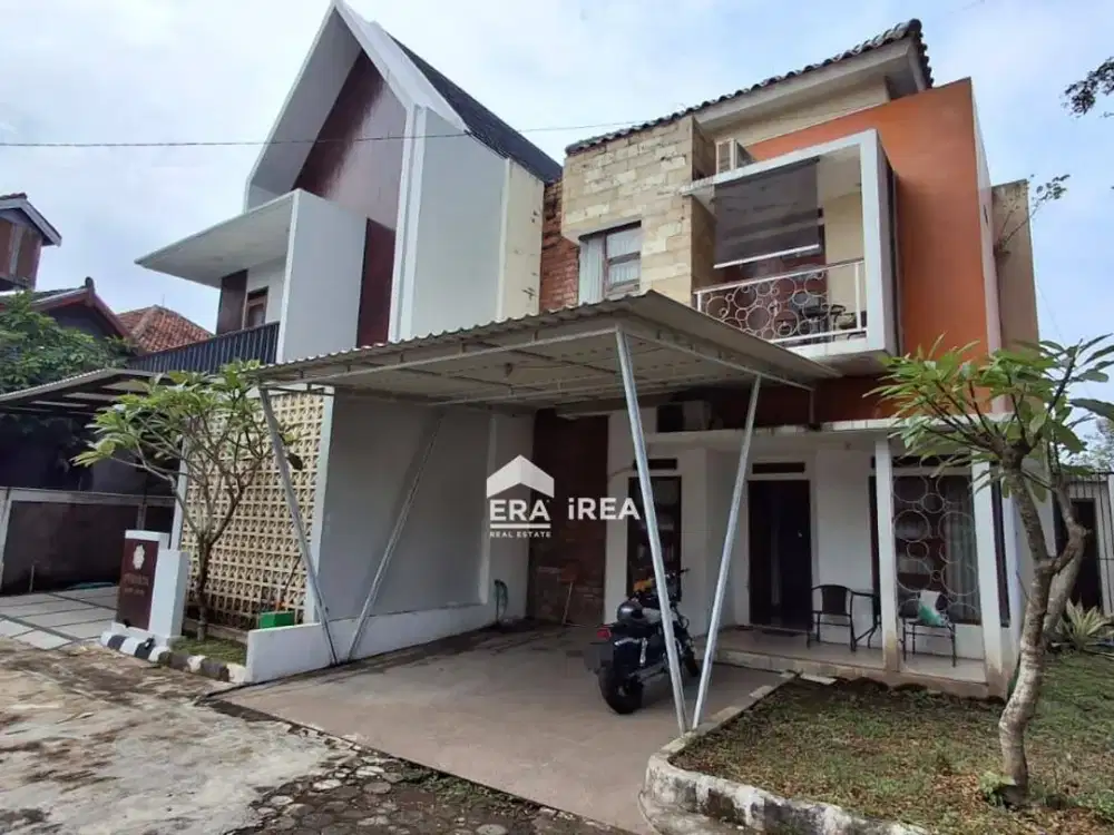 RUMAH 2 LANTAI DIJUAL DI JOGJA DEKAT KAMPUS STIPRAM DAN PASAR KOTAGEDE