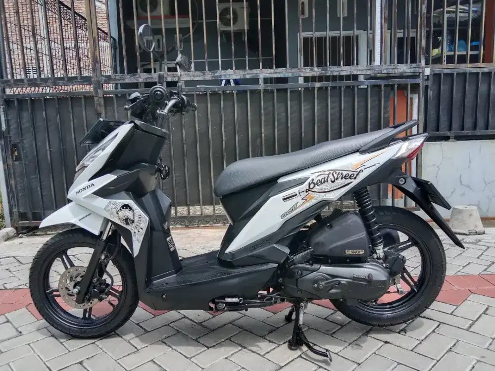 Beat STREET  Th 2018, Putih , 90% Bagus Sekalii, Top Kondisi