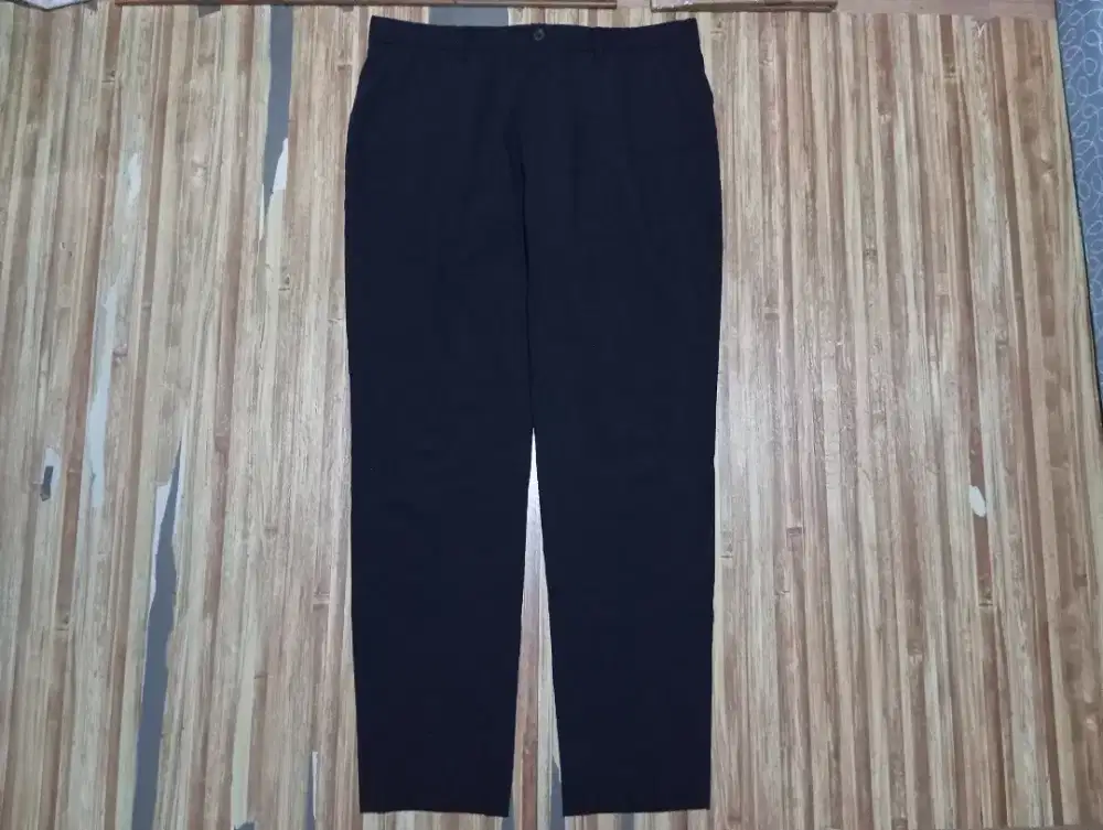 Celana Formal HANGTEN.