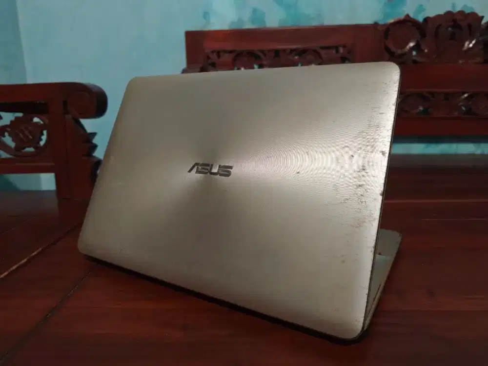 Laptop ASUS A442UR