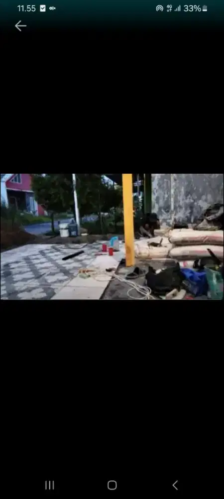 Tukang kayu ,batu,atau taso