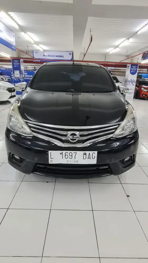 Nissan Grand livina 1.5 XV AT 2015