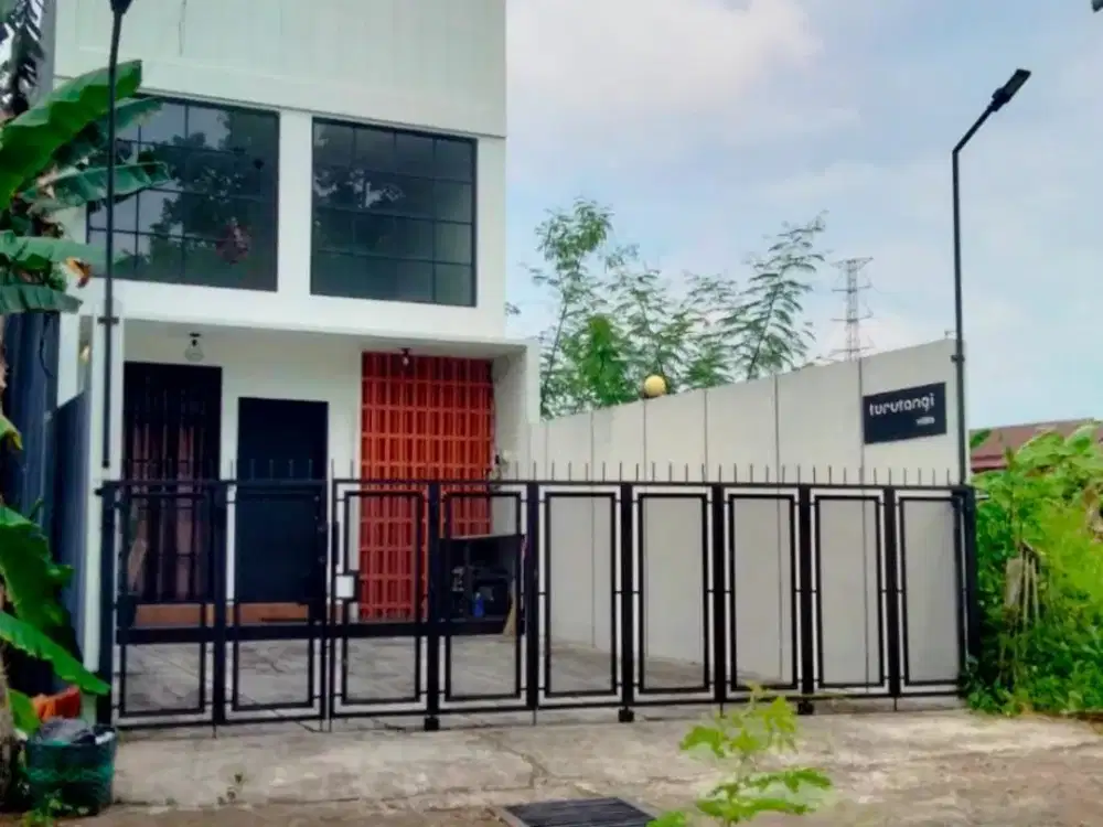 JL Damai FURNISHED Villa Homestay Rumah Mewah Dekat UGM, Jl Kaliurang, UII