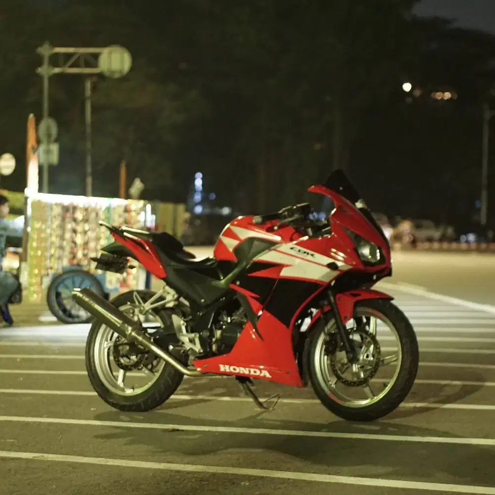 Honda CBR 150 R K45A 2016