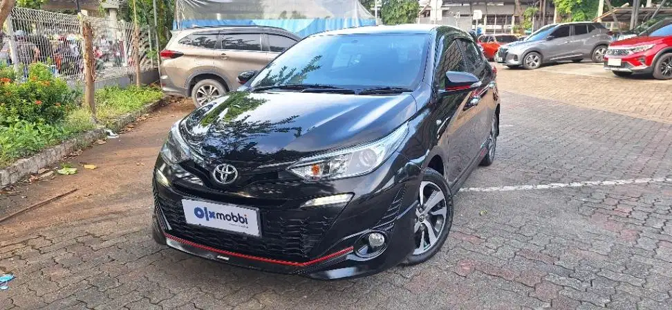 DP MURAH - Toyota Yaris 1.5 S Bensin-MT 2020 Hitam