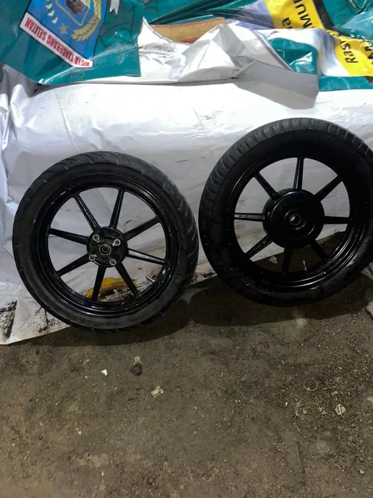 vrossi p8 ex beat karbu