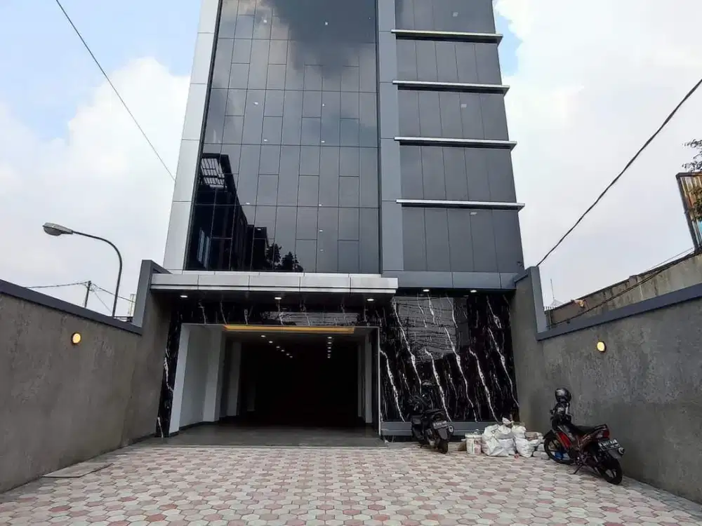 GEDUNG KANTOR MEWAH LOKASI STRATEGIS DI CAWANG, JAKARTA TIMUR