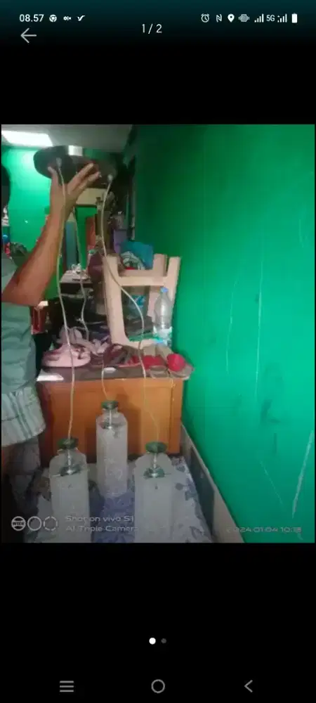 DIJUAL BU URGENT LAMPU GANTUNG DLM RUANGAN JARANG D'PAKE KONDISI BAGUS