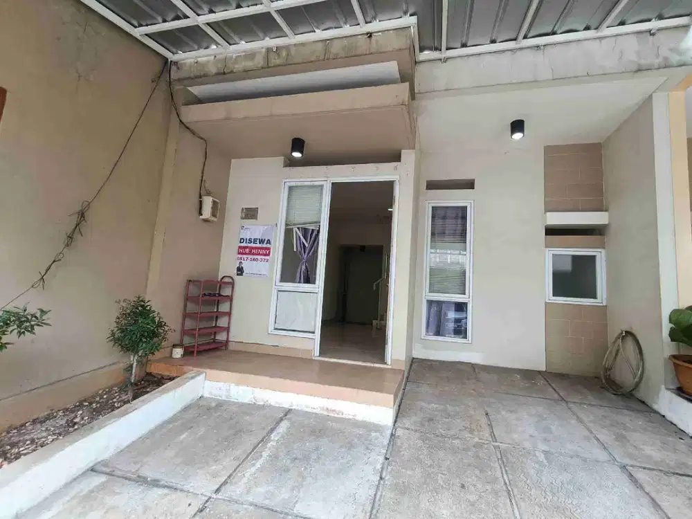 Di sewakan rumah 2 lantai paradise Serpong