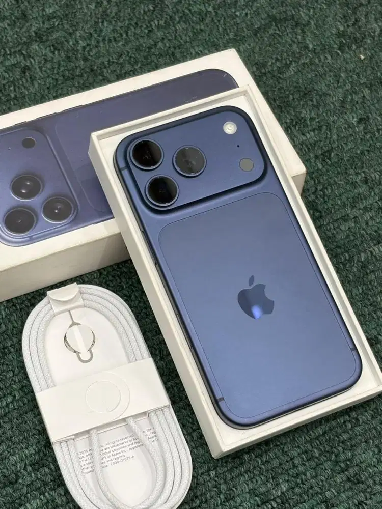 Iphone 17 pro Blue 256GB iBox HB 100% cc75x garansi on like new