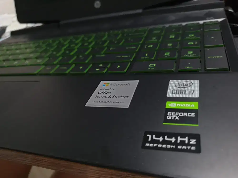 Laptop gaming HP Pavilion 15, layar 15 inch, Intel i7 gen 10