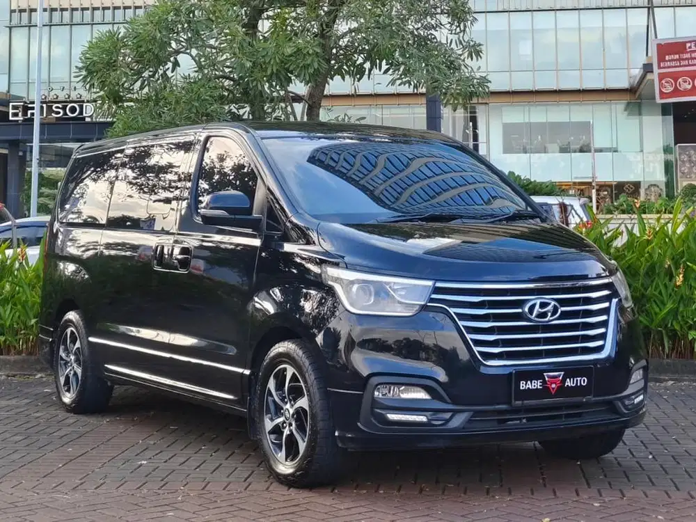 HYUNDAI H1 royale 2.4 AT GASOLINE 2018 new MODEL BERGARANSI