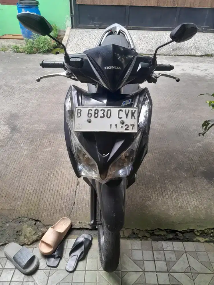 Dijual vario 125 2012 kzr