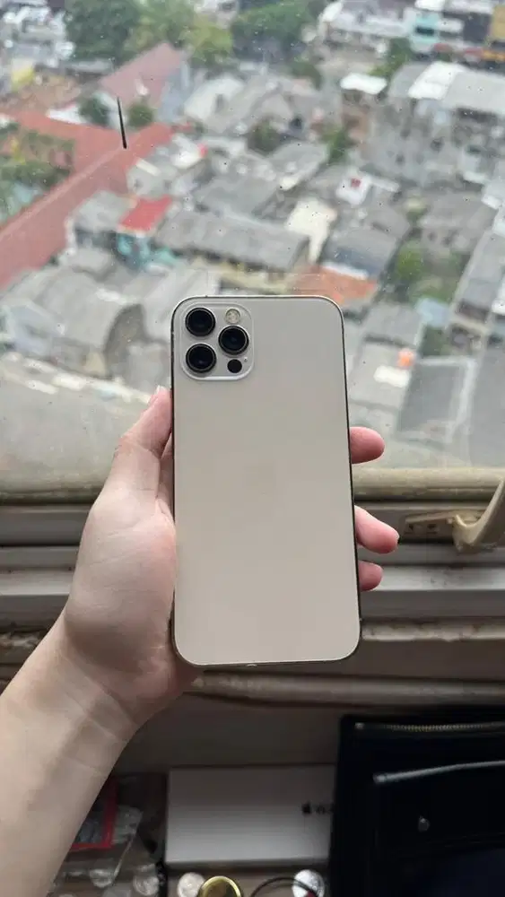 iphone 12 pro 256 Gold
