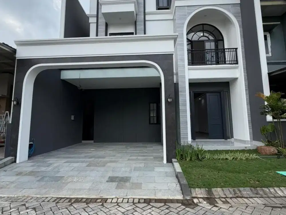 Dijual Rumah Mewah Siap Huni, Strategis Dekat G-Walk, Citraland, Surabaya