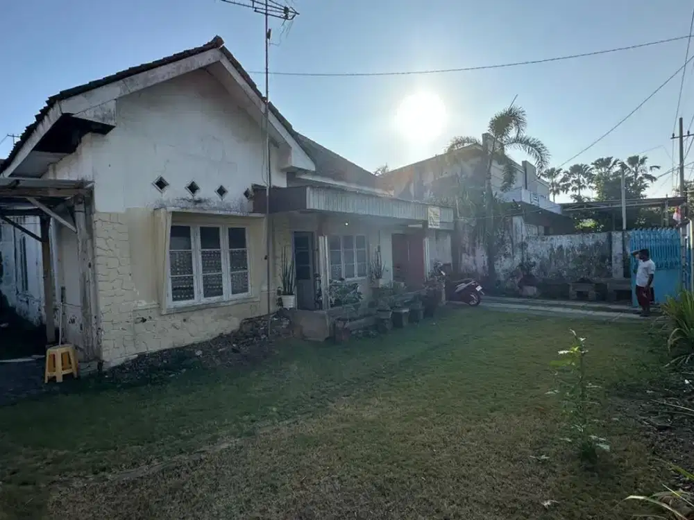 Dijual Murah Rumah Cocok Untuk Usaha & Strategis di Bondowoso, Jatim