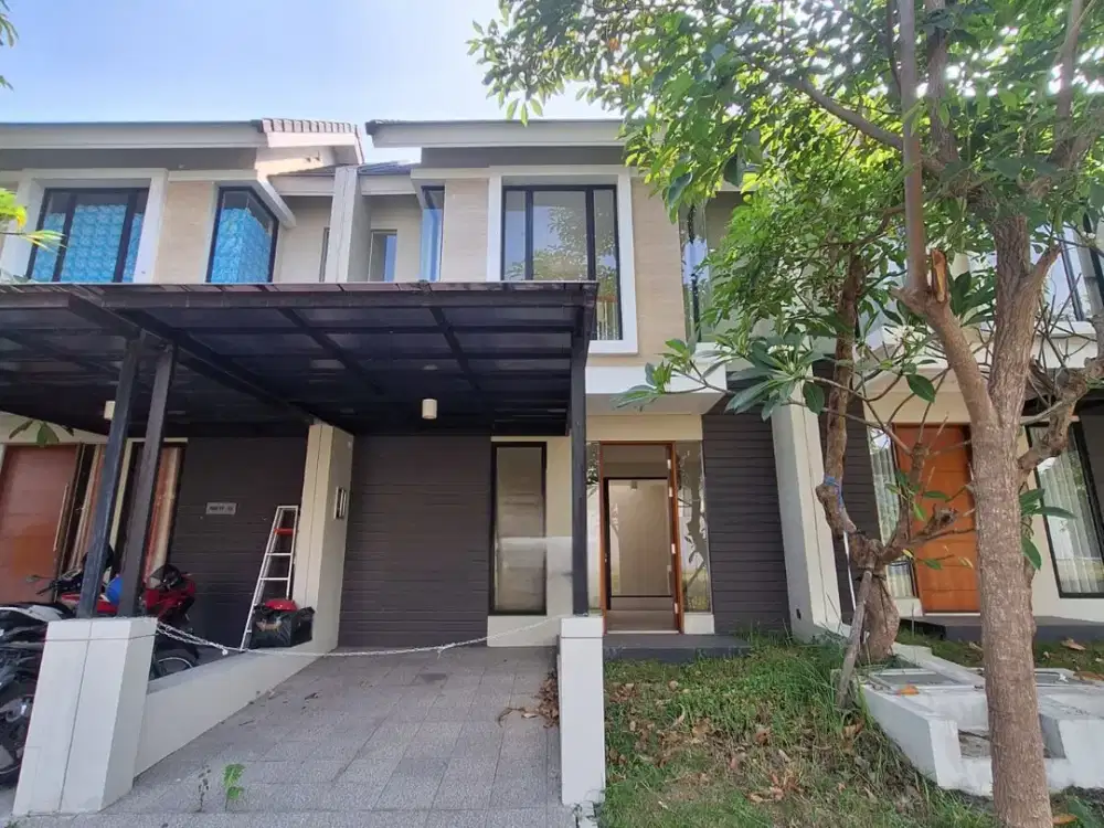 Termurah Rumah 2 Lantai Siap Huni di Northwest Hill Citraland Utara, Surabaya Barat
