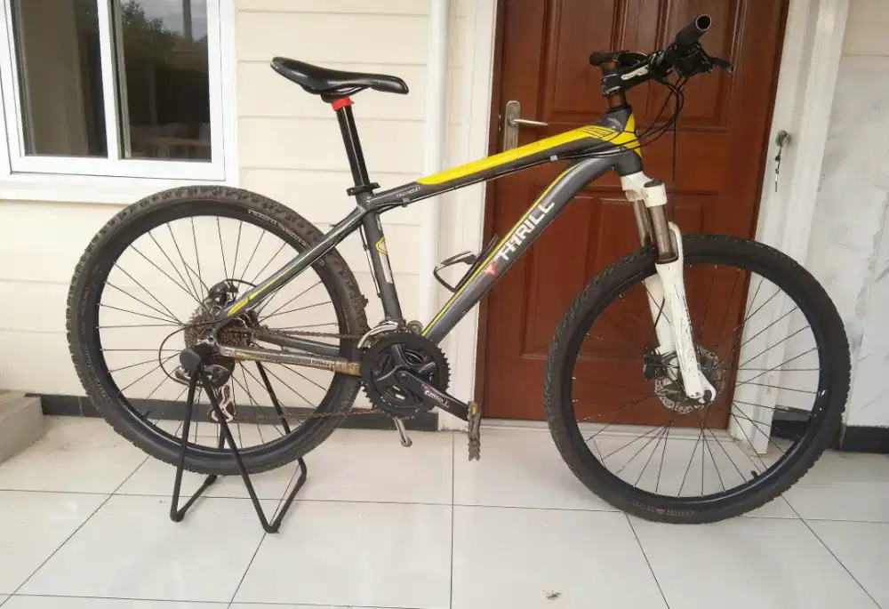 Sepeda gunung MTB thrill cleave 2.0 deore