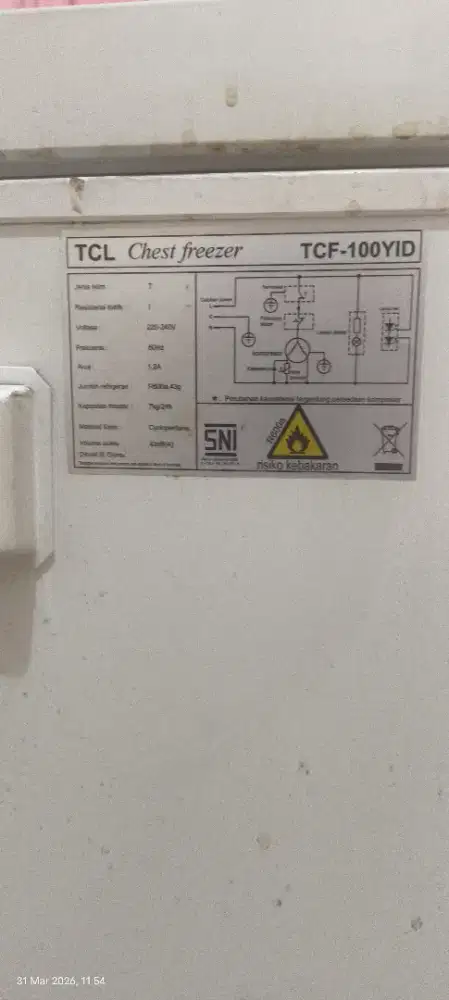 Di jual freezer merk TCL