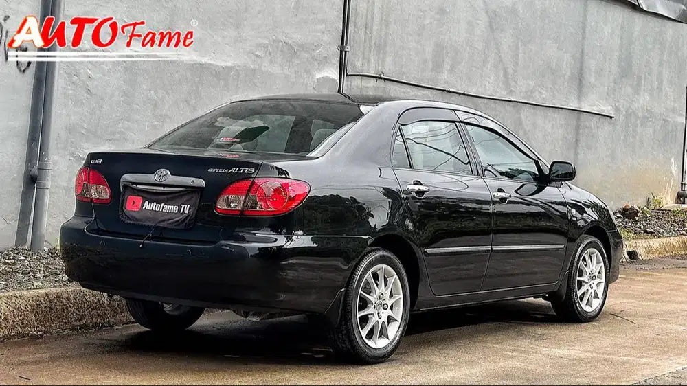 Toyota Corrola Altis 1.8 G VVT-i MT Manual FACELIFT 2004