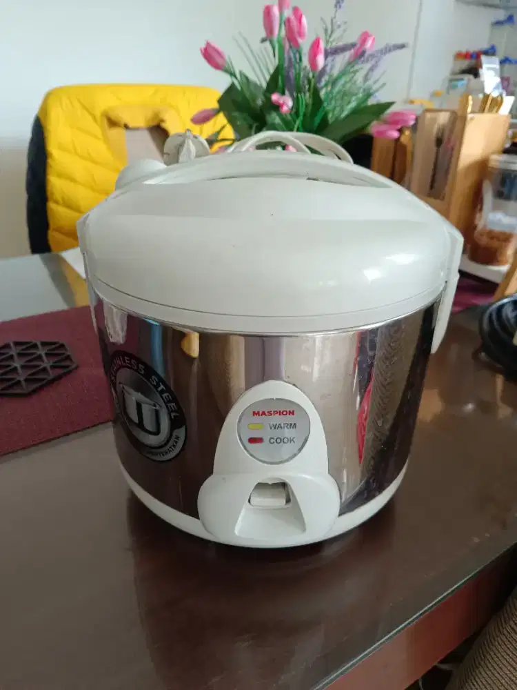 Ricecooker maspion stainless
