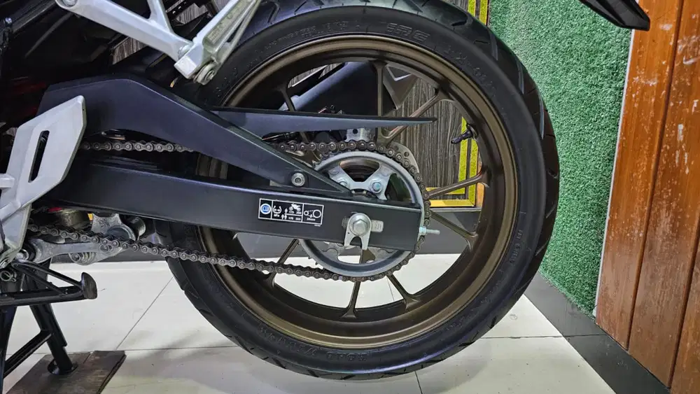 UD ENY MOTOR- HONDA CB150R TAHUN 2022 CIAMIK