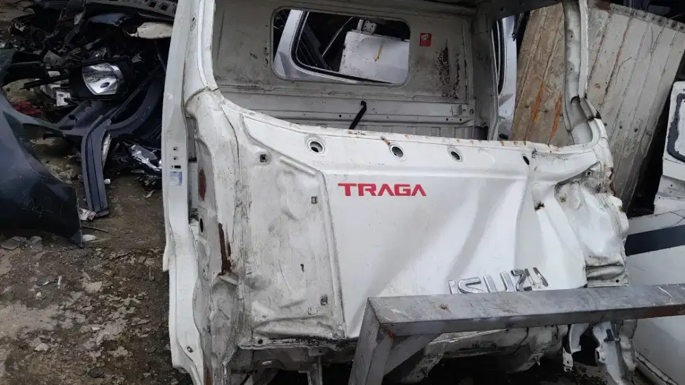 Jual kusen pintu kanan isuzu traga