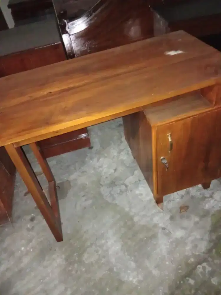 Meja kerja/kantor/tulis/meja belajar kayu jati