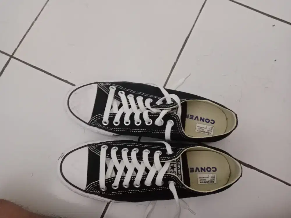 Dijual Sepatu - Converse Chuck Taylor All Star