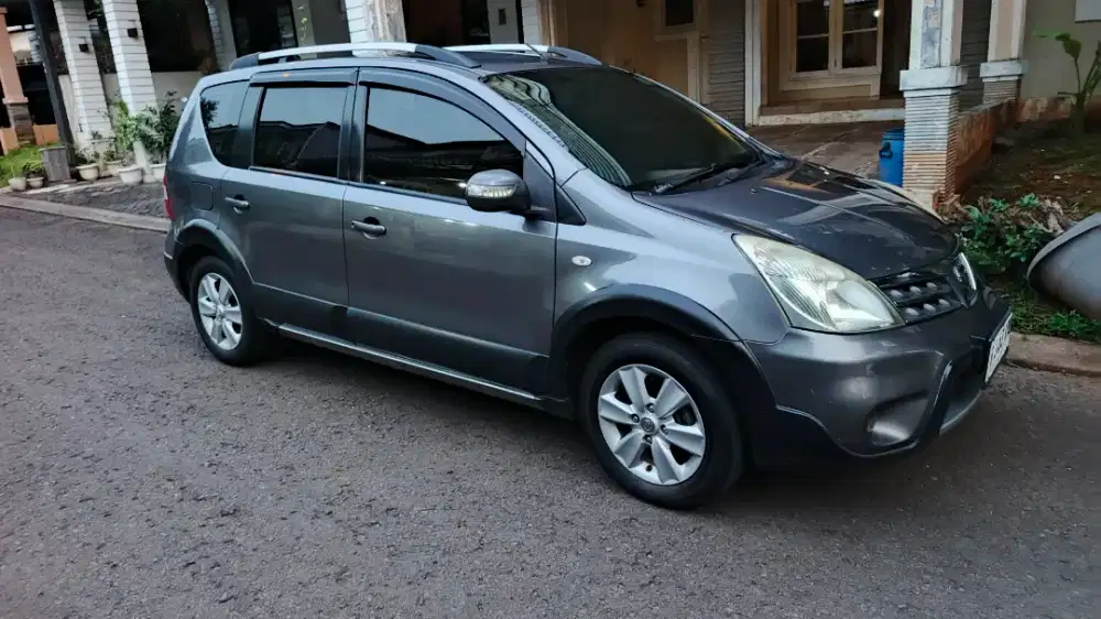 Nissan Livina X-Gear 1.5 AT