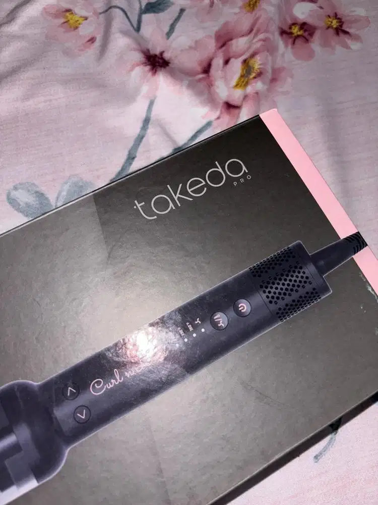 Takeda Pro Curly ( catokan Curly )