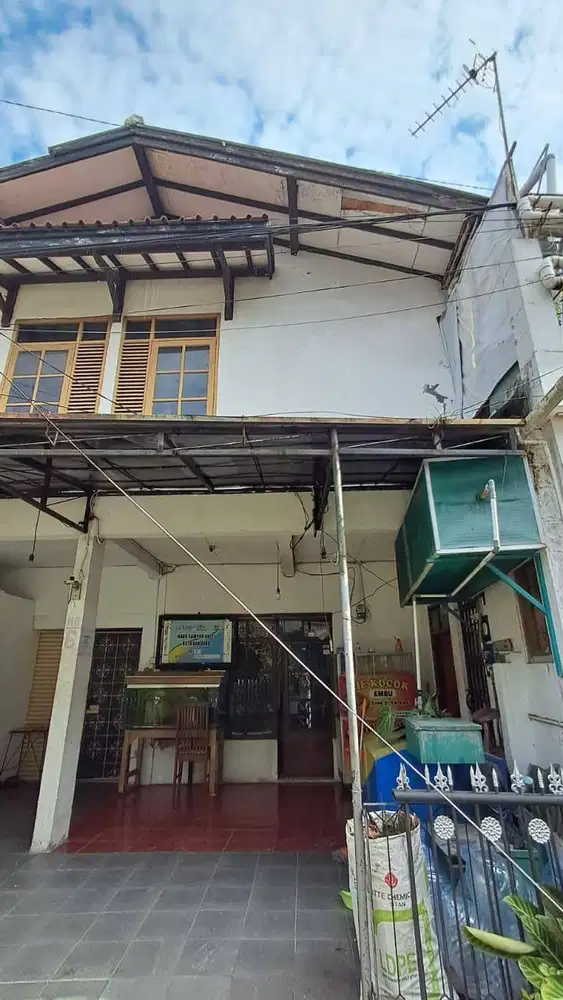 JUAL RUMAH KOSAN DAN USAHA AIR ISI ULANG(AKTIF)