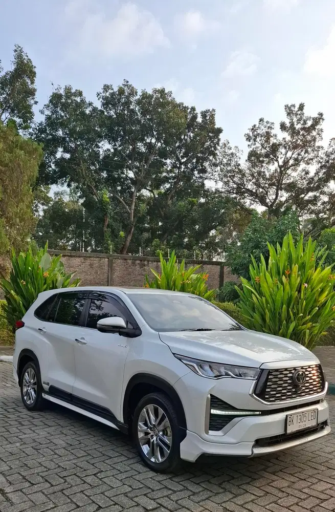 Toyota Kijang Innova 2023 Hybrid
