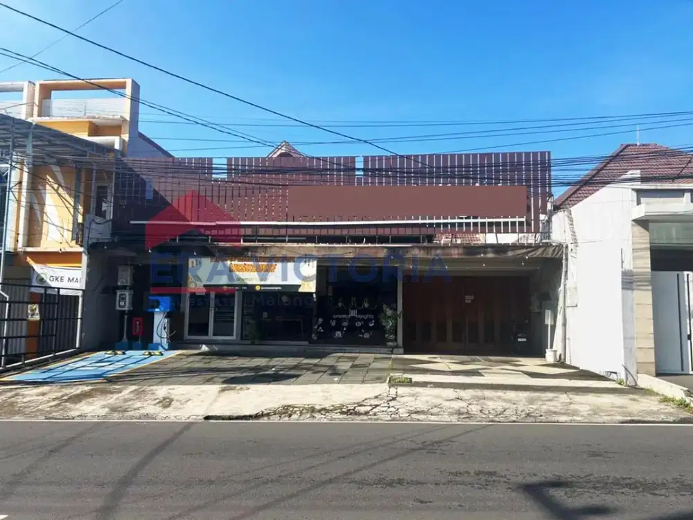 Rumah Poros Tidar Disewakan Area Ramai, Parkir Luas, Siap Usaha
