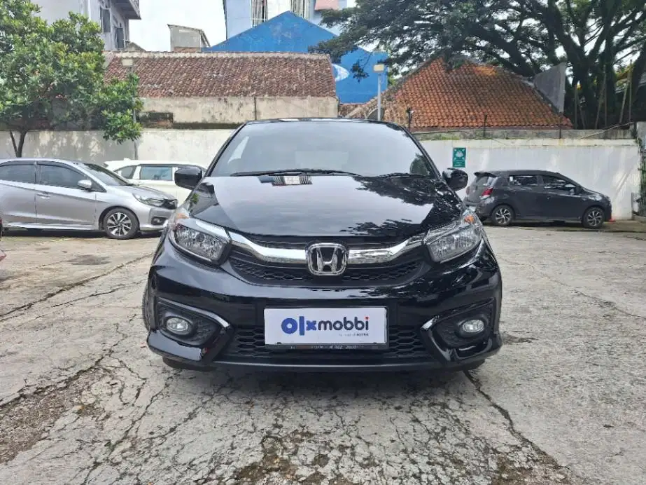 LOW DP Honda Brio Satya 1.2 E Bensin-AT 2020 BRF