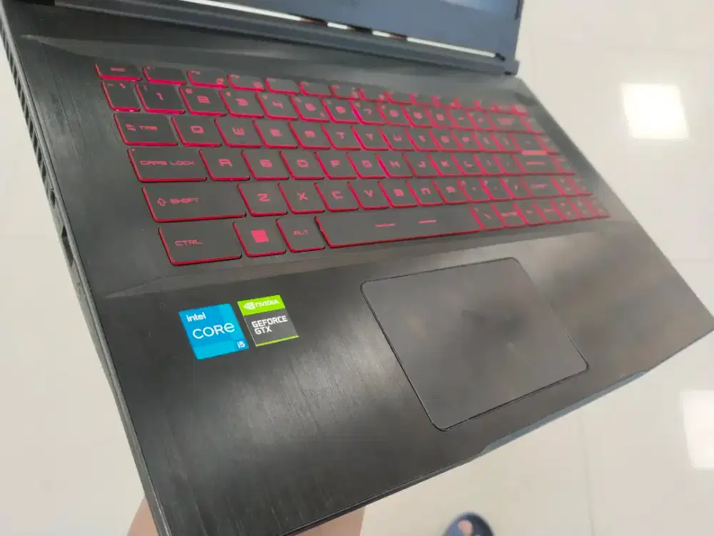 Dijual laptop GAMING MSI intel Core i5 gen 11 ram 8GB SSD 512GB GTX165