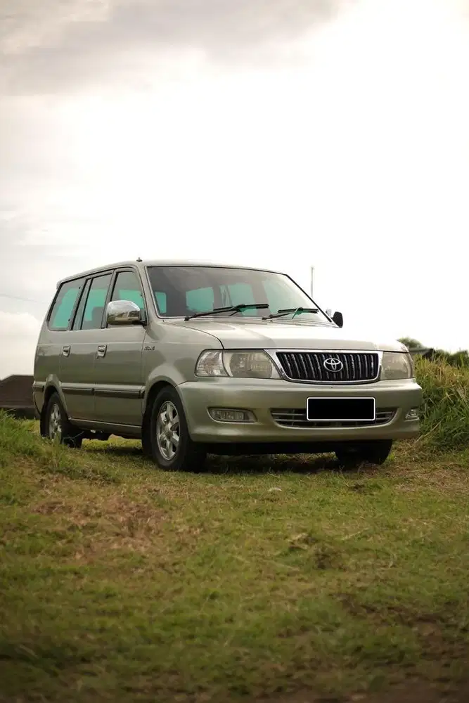 Toyota Kijang LGX 2003