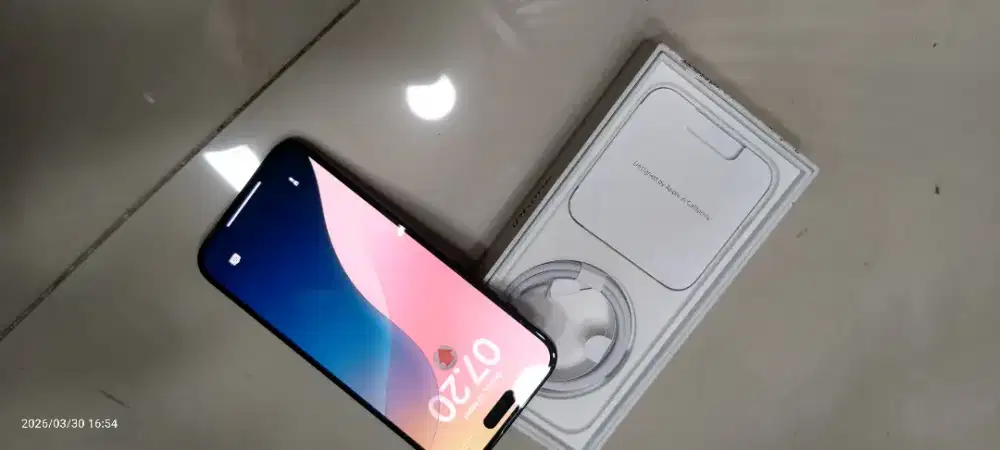 iPhone 15 Plus 128 iBox 
Fullset Original Accecoris belum di pakai