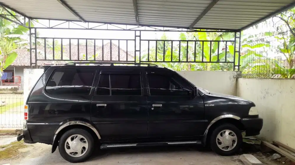 Mobil Kijang Lancar