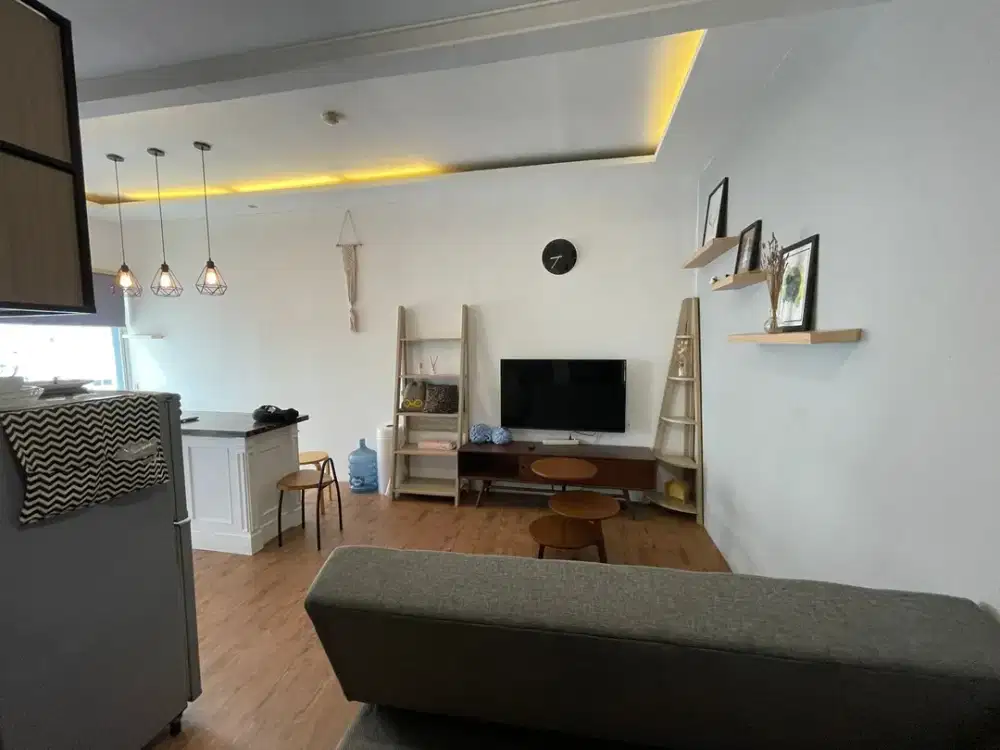 Disewakan Apartement Sudirman Park 2BR Full Furnished Lantai Tinggi